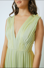 Load image into Gallery viewer, ALBA GOWN GREEN