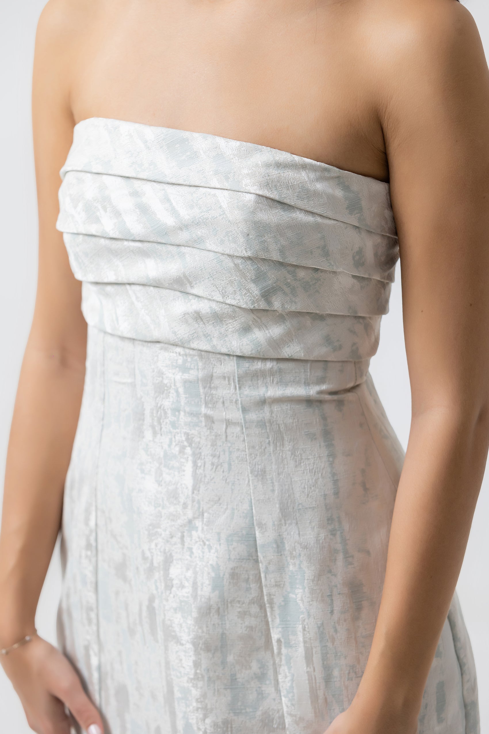 CLAUDIA GOWN